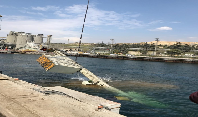 Marine salvage çevre koruma ve batık gemi yakıt tahliye operasyonu